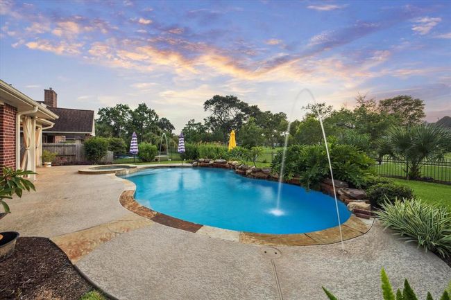 3732 Coral Reef Dr, House other with 3 bedrooms, 2 bathrooms and 3 parking in Seabrook TX | Image 33