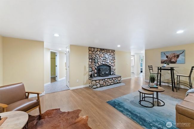 21608 186 Th Ave E, House other with 4 bedrooms, 3 bathrooms and 1 parking in Orting WA | Image 21