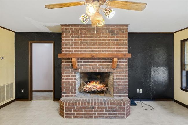 8232 Fm 2145, Home with 3 bedrooms, 3 bathrooms and null parking in Ledbetter TX | Image 20