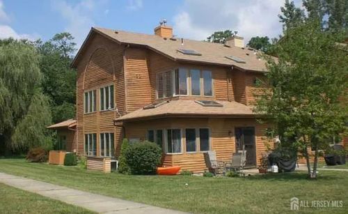 135 Brandywine Ct, Brick, NJ, 08724-2072 | Card Image