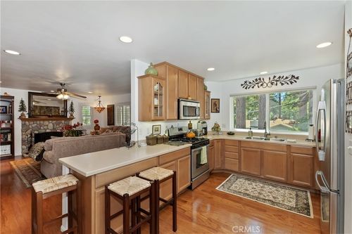 31816 Silver Spruce Dr, Running Springs, CA, 92382 | Card Image