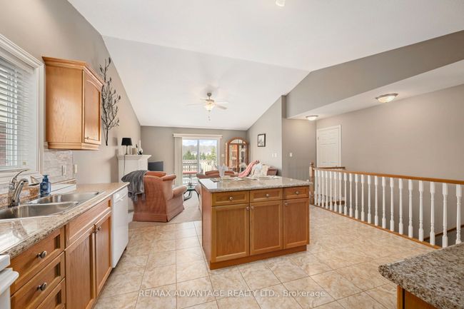 10 Stonefield Gate, House other with 3 bedrooms, 3 bathrooms and 2 parking in Ilderton ON | Image 18