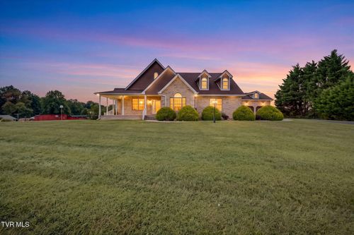 671 Old Embreeville Rd, Jonesborough, TN, 37659-6158 | Card Image