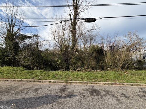14 Calhoun St, Newnan, GA, 30263-2526 | Card Image