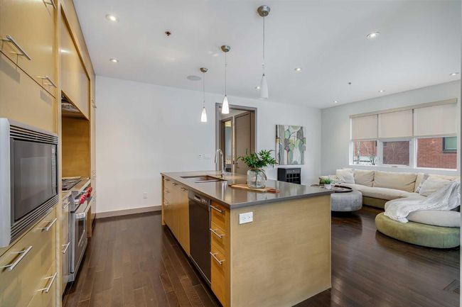 404 Aspen Meadows Hill Sw, Townhouse with 3 bedrooms, 4 bathrooms and 2 parking in Calgary AB | Image 11