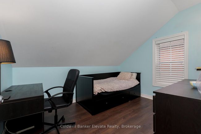 128 - 130 Main St S, Home with 4 bedrooms, 2 bathrooms and 6 parking in Halton Hills ON | Image 32
