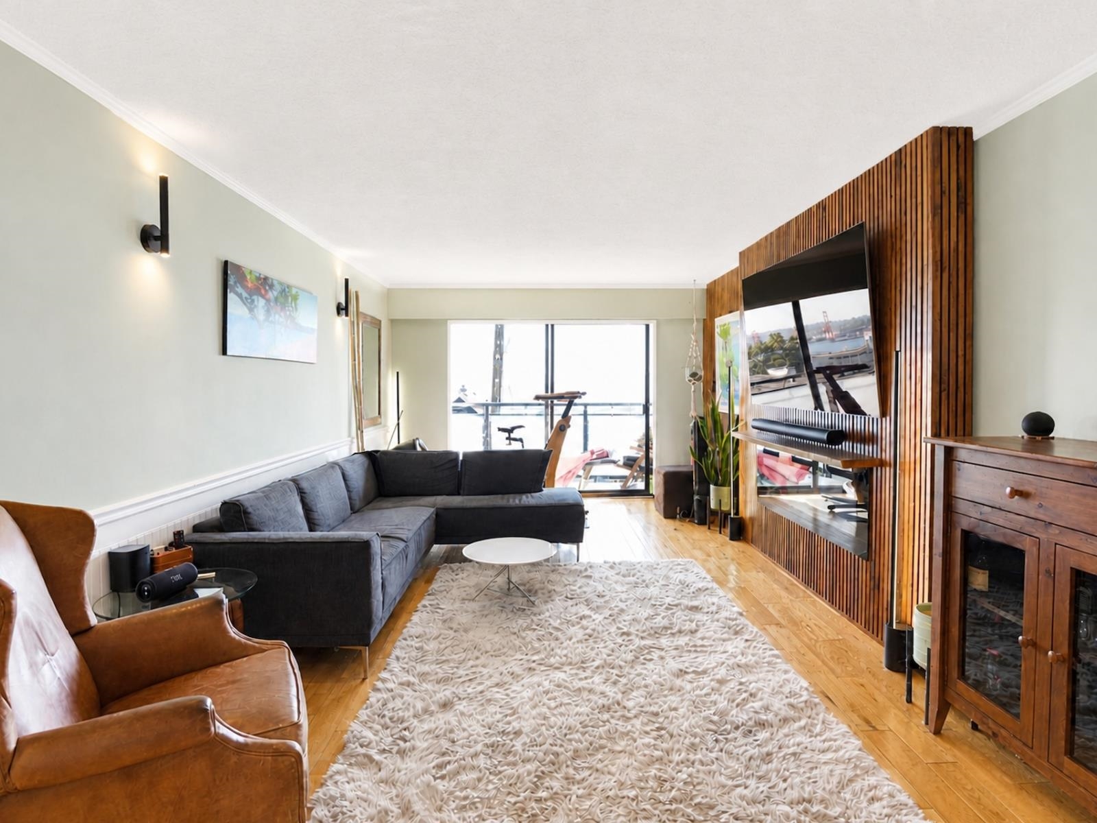 Residential in North Vancouver 5