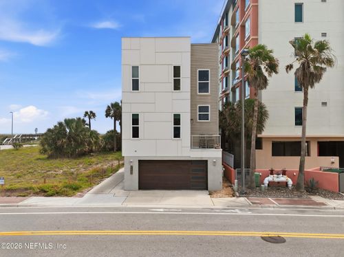 115 1st St S, Jacksonville Beach, FL, 32250-6819 | Card Image