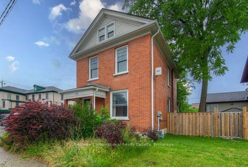 32 Veterans Way, Cambridge, ON, N1R3K7 | Card Image