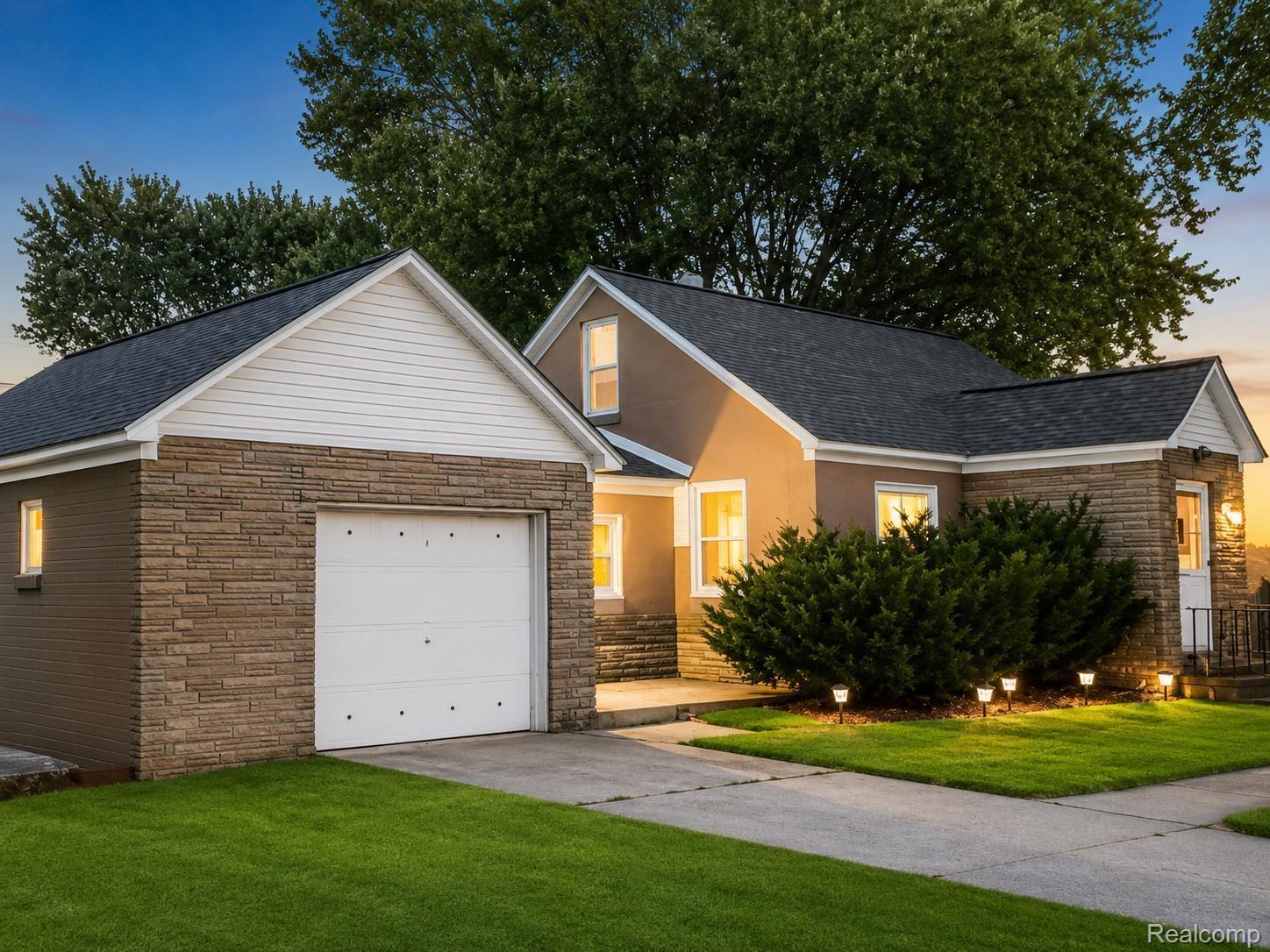 Residential Lease in Royal Oak 4