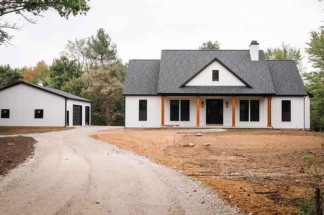 Previously built Bible Construction home and barn | Image 15