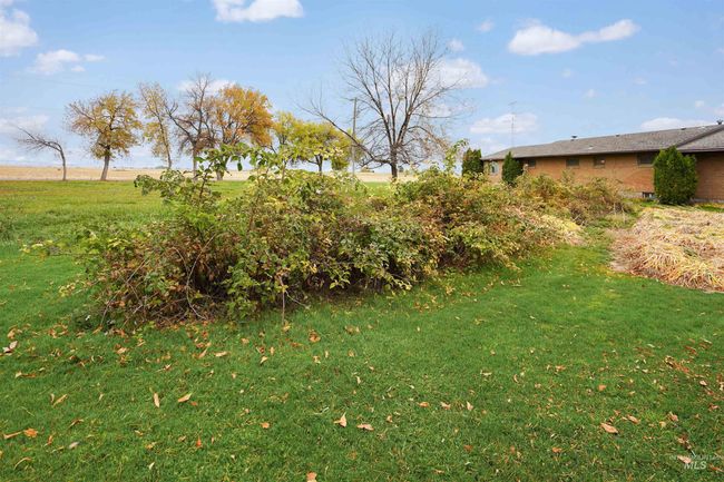 425 W 700 N, House other with 4 bedrooms, 2 bathrooms and 2 parking in Paul ID | Image 18