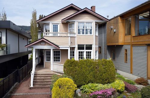 1183 Duchess Ave, West Vancouver, BC, V7T1H1 | Card Image