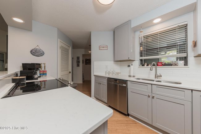 UNIT-406 - 732 Azalea Dr, Condo with 2 bedrooms, 2 bathrooms and null parking in Hampstead NC | Image 10