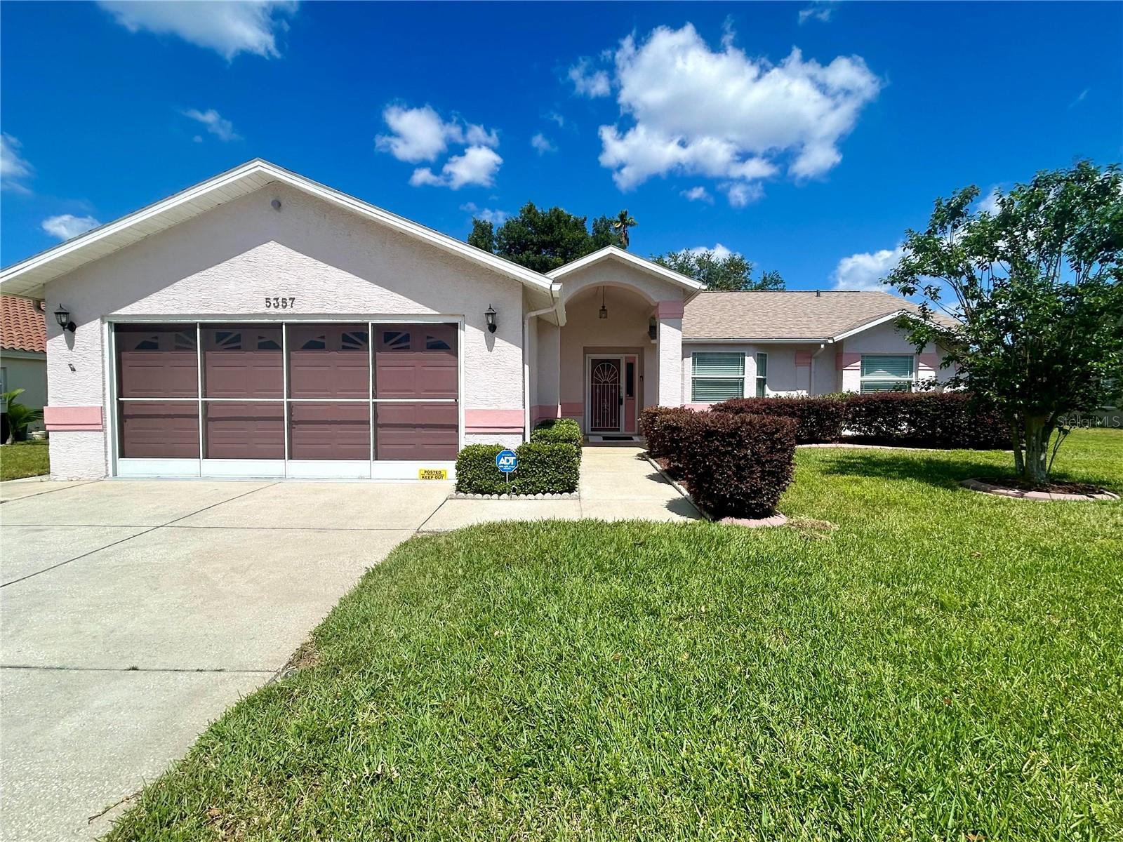 El Cerro Dr, New Port Richey, FL 34655