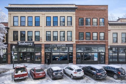 apt-200-117 Broadway N, Fargo, ND, 58102-5096 | Card Image