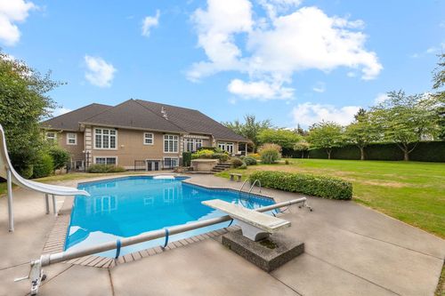 2621 166a St, Surrey, BC, V3Z9X1 | Card Image