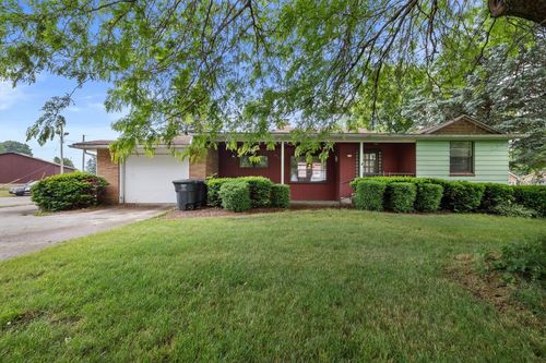 105 Northwater Street, Salem Lakes, WI, 53170 | Card Image
