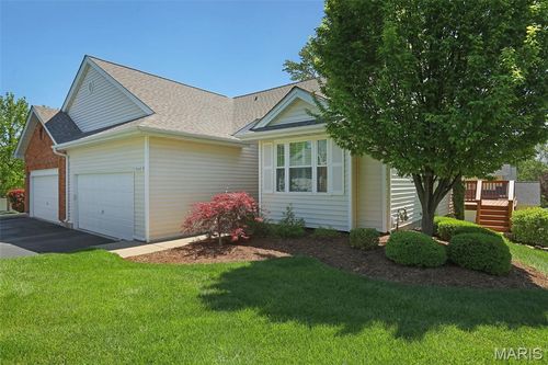 2042 King Arthur Ct, Saint Louis, MO, 63146-6019 | Card Image