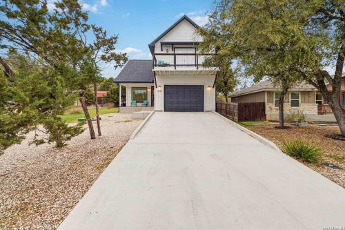 2061 Robin Hood Dr, Canyon Lake, TX, 78133-3629 | Card Image