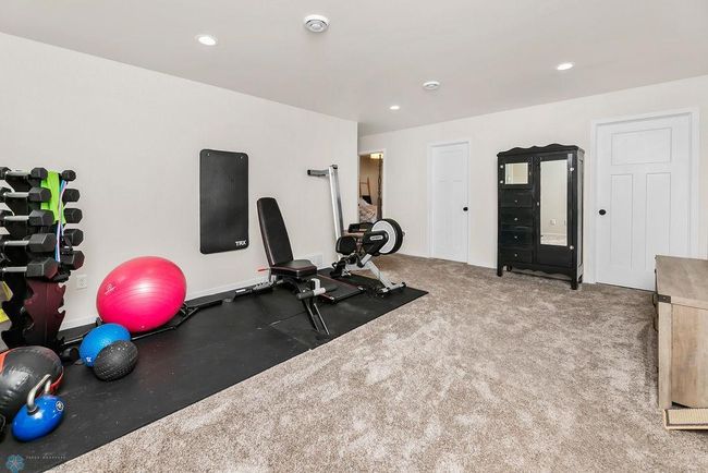 Lower Level - Family Room | Image 33