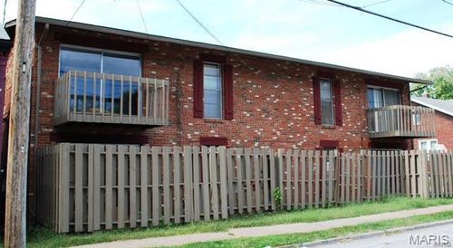 d-225 S Church St, Belleville, IL, 62220-2229 | Card Image