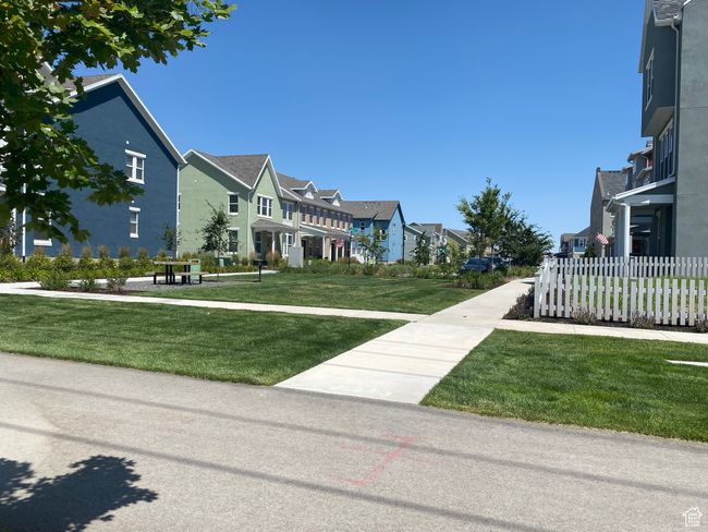 View of property's community with a residential view | Image 23