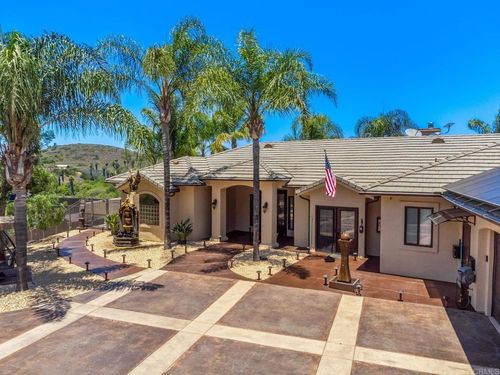 29143 Buckshot Canyon Rd, Escondido, CA, 92026-6442 | Card Image