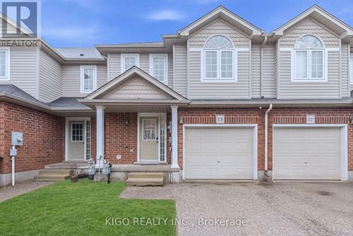 13-468 Doon Drive S, Kitchener, ON, N2P0A2 | Card Image
