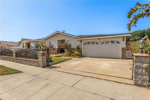 513 W 224th Pl, Carson, CA, 90745-3650 | Card Image