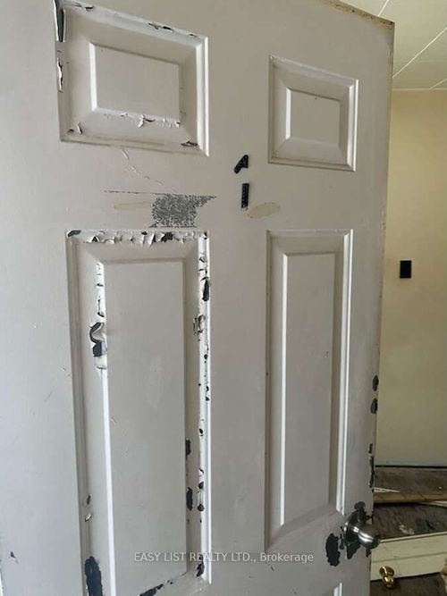 {{alt}} | Card Image