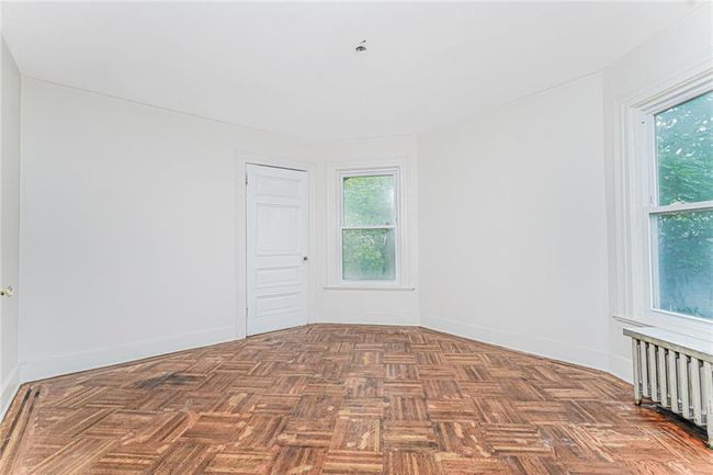 335 18 Th St, Home with 9 bedrooms, 2 bathrooms and null parking in Brooklyn NY | Image 31