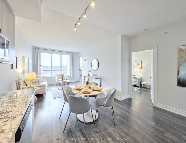 510 - 38 Cedarland Dr, Condo with 2 bedrooms, 2 bathrooms and 1 parking in Markham ON | Image 7