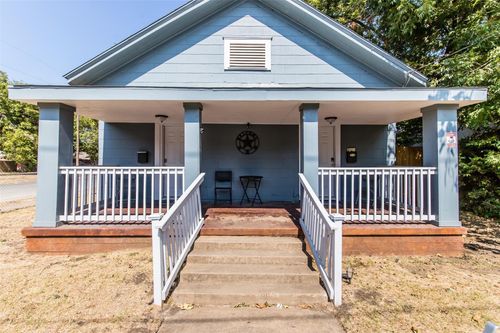 237 W Brooklyn Ave, Dallas, TX, 75208-6722 | Card Image