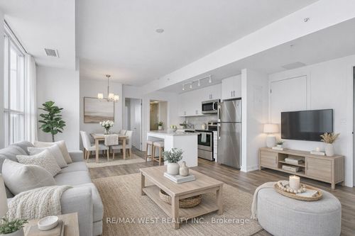 401-550 N Service Rd, Grimsby, ON, L3M0H9 | Card Image