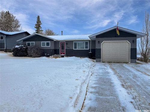 222 32nd St W, Battleford, SK, S0M0E0 | Card Image