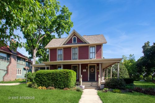 404 Washington St, West Dundee, IL, 60118-1243 | Card Image