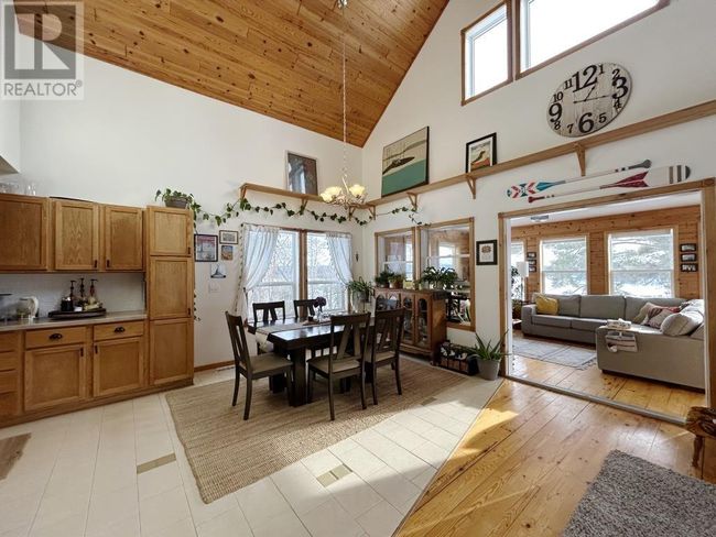 221 Nickel Lake Shores Rd, Home with 3 bedrooms, 2 bathrooms and null parking in Fort Frances ON | Image 13