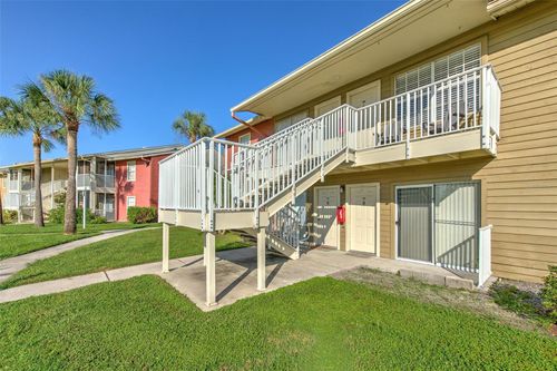 unit-106-308 Lake Parsons Grn, BRANDON, FL, 33511-6169 | Card Image