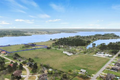 13036 Bruce Rd, Willis, TX, 77318-6604 | Card Image