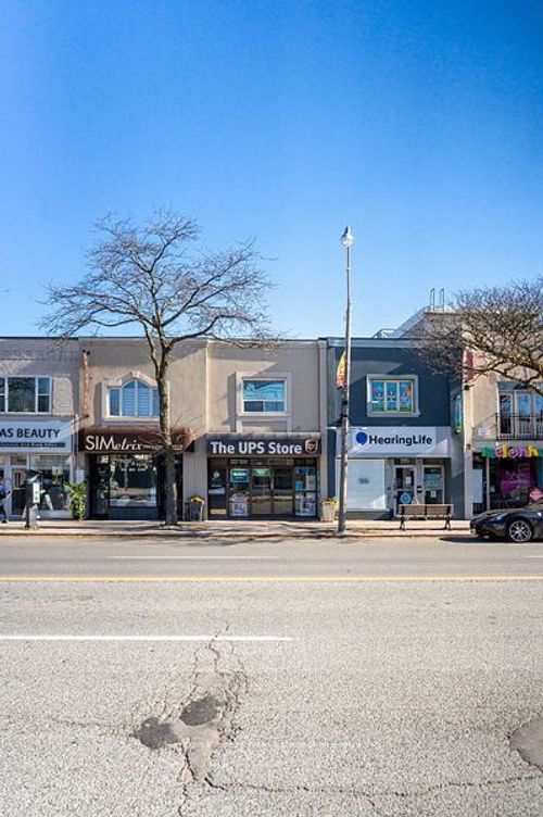 3217* Yonge St, Toronto, ON, M4N2L3 | Card Image