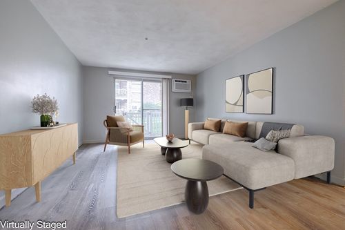 6-7 Karen Cir, Billerica, MA, 01821-4724 | Card Image