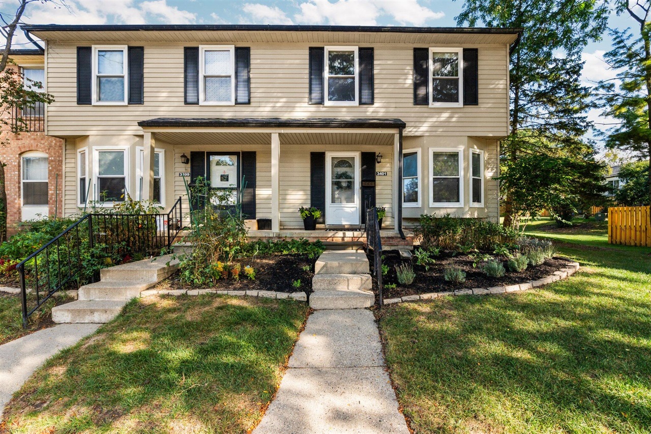 Burbank Dr, Ann Arbor, MI 48105
