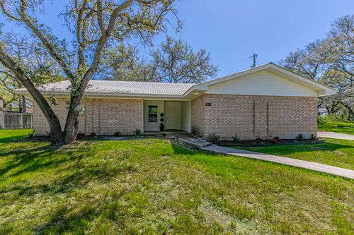 3019 Summit Dr, Belton, TX, 76513-1223 | Card Image