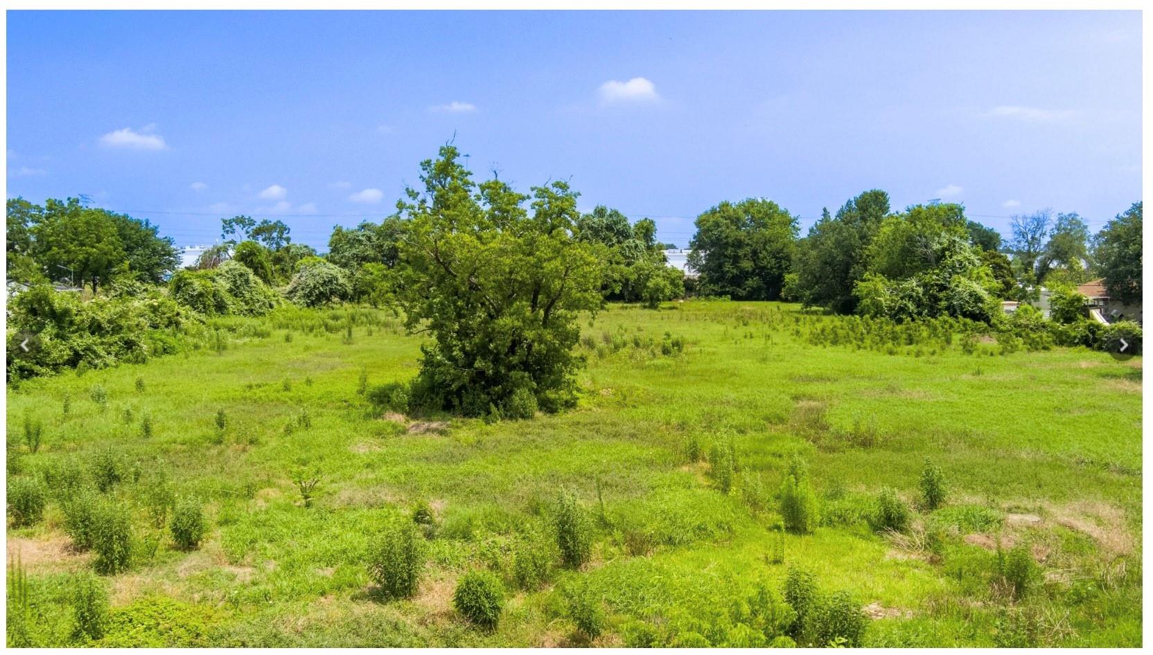 Land in Houston 5