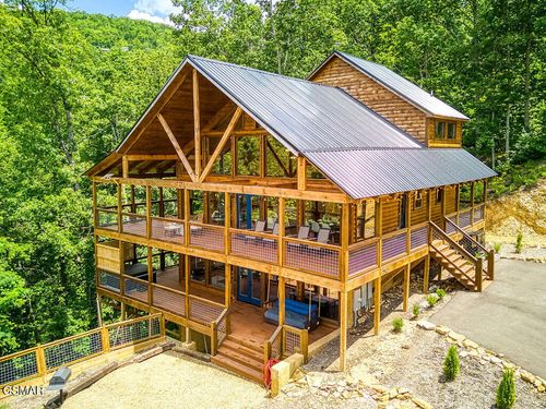 2942 Redtail Rd, Sevierville, TN, 37862 | Card Image