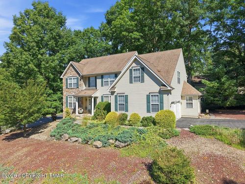 209 Old Orchard Drive, East Stroudsburg, PA, 18302 | Card Image