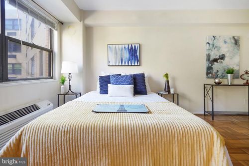 518-1801 Clydesdale Pl Nw, WASHINGTON, DC, 20009-6001 | Card Image