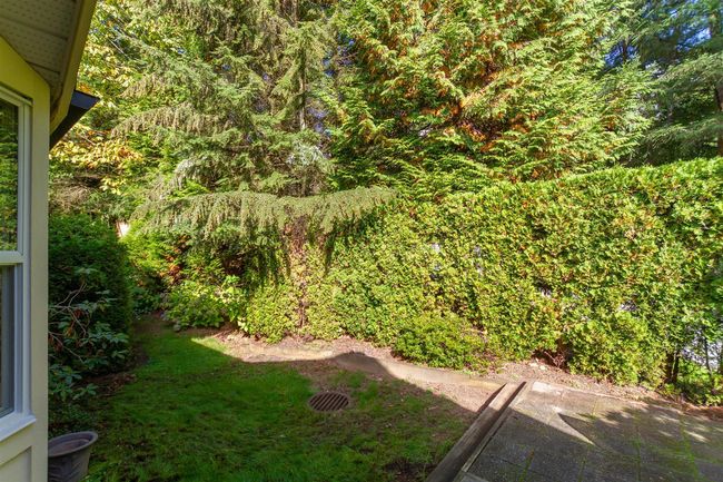 39 - 101 Parkside Dr, Townhouse with 3 bedrooms, 2 bathrooms and 2 parking in Port Moody BC | Image 20