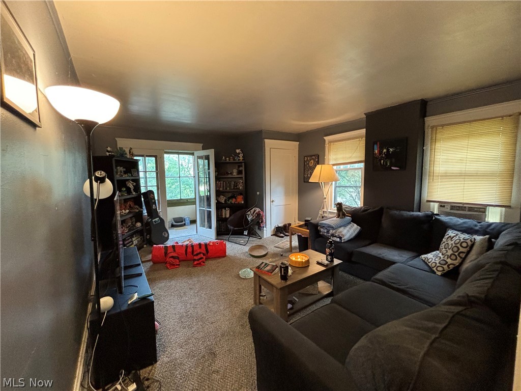 Residential Income in Akron 5